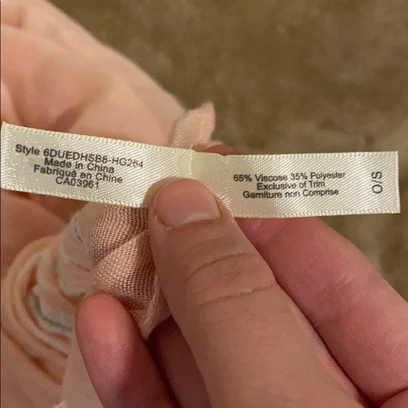 Pink Embroidered Light-Weight Scarf 🧣 - Picture 4 of 5